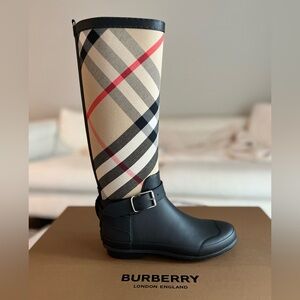 Burberry Simeon Vintage Check Moto Rain Boots, Size 7, Retail $490
